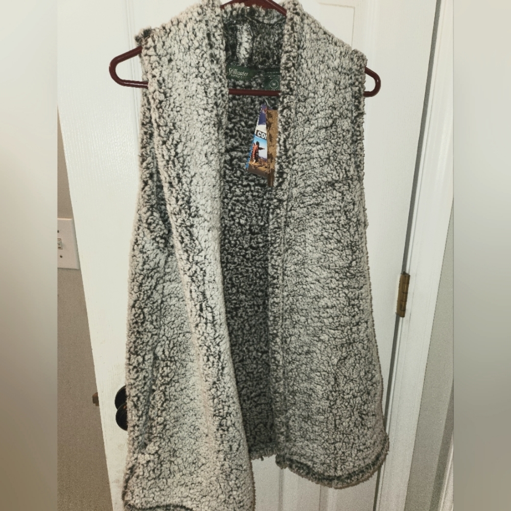 Stillwater supply company sherpa vest NWT. Never worn